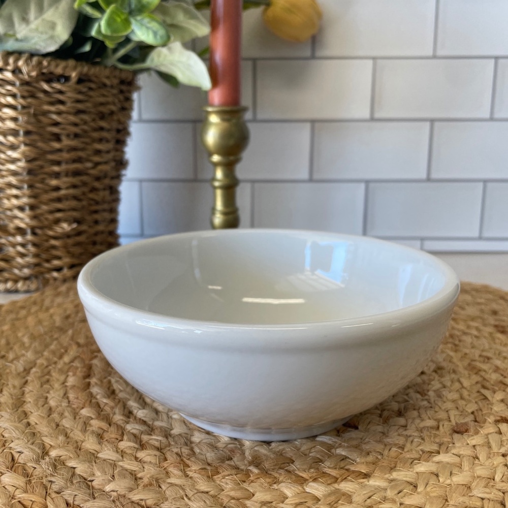 Cordon Bleu ClassicWhite BIA Bowl 6” X 2.5” FARMSTYLE Round Stoneware Minimalist